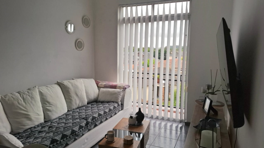 1 Bedroom Property for Sale in Fairfield Estate Western Cape